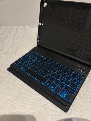 iPad 6ª gen + teclado + Apple Pencil (pack)