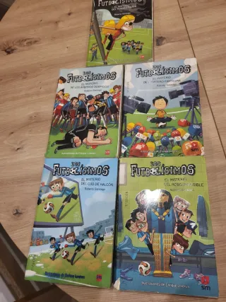 Los Futbolísimos 5: El misterio del robo imposi...