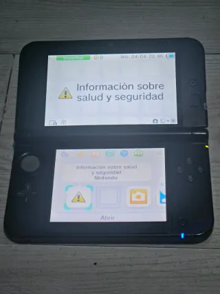Nintendo 3DS XL azul