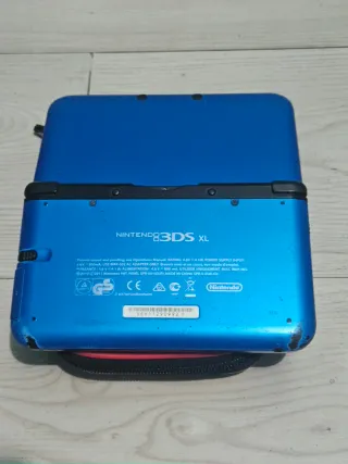 Nintendo 3DS XL azul