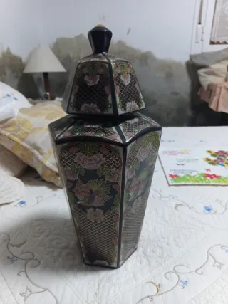 "Tibor Chino Hexagonal Cloisonné - Vintage"