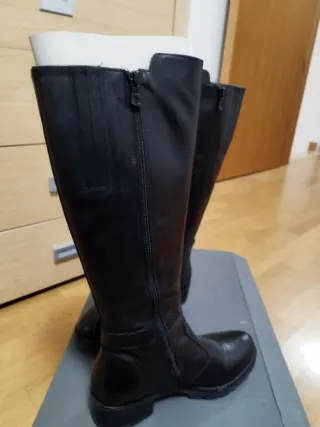 Stivali alti donna n. 37