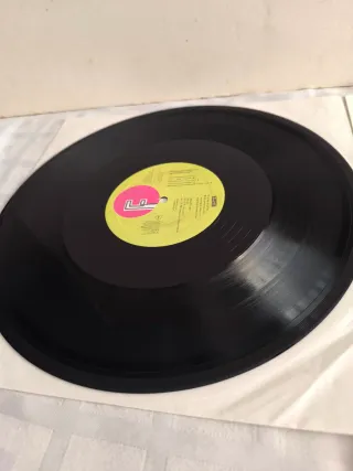 Frankie Goes To Hollywood – Welcome To The Pleasur