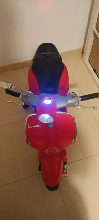 Moto Vespa eléctrica