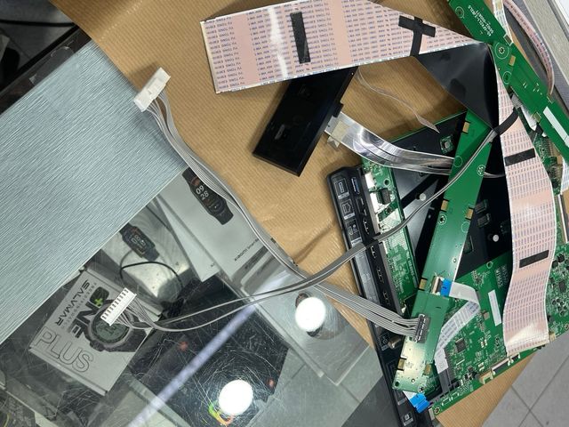 TCL 65Q6C 65 Inch QD Mini LED TV,4K HDR placa main