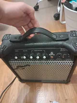 Amplificador para guitarra eléctrica