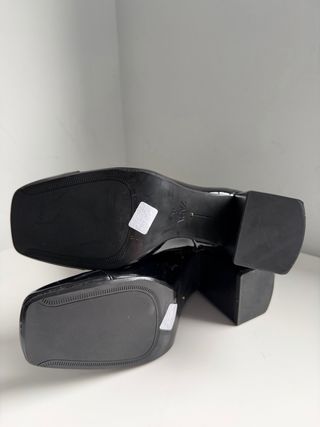 Botines nuevos sin estrenar. Zara talla 38