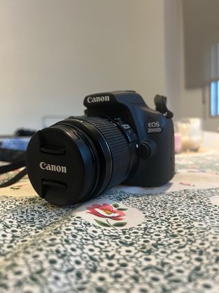 Canon EOS 2000D kit