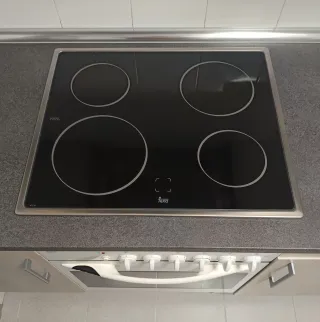 Vitrocerámica y Horno TEKA