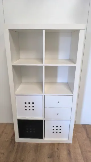 ESTANTERIA LIBRERÍA  IKEA