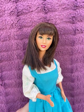 Muñeca barbie brenda de sensacion de vivir antigua