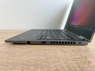 Thinkpad X1 Yoga G4 i5 - 16GB - 512 NVMe LEER
