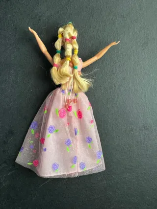 Barbie Rose Princess # 28990. 2000.