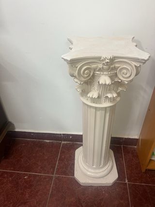 Columna de escayola