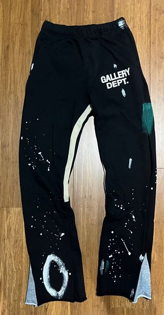 Pantaloni gallery dept