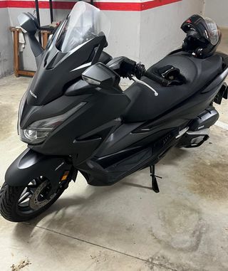 Honda Forza 2021 125cv.