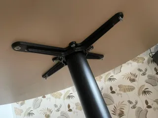 Mesa de comedor redonda vintage gris