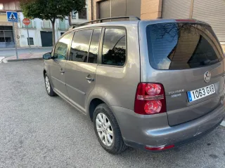 Volkswagen Touran 2010