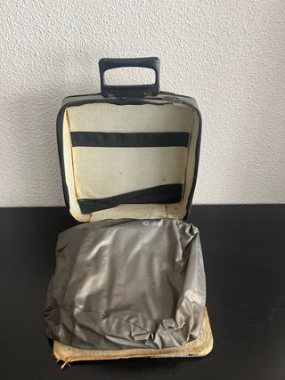 Maquina de escribir Olivetti, Pluma 22