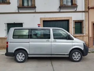 Volkswagen Caravelle 2008