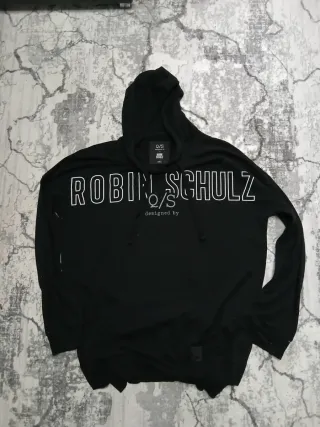 Sudadera negra Robin Schulz x Q/S designen by