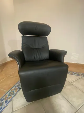 Sillón Relax Giratorio de Piel Negra