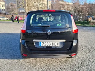 Renault Grand Scenic 1.6 DCI 130CV 7 PLAZAS