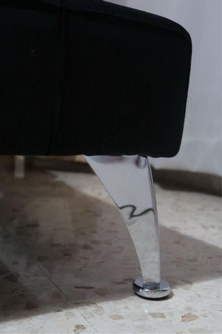 SOFA CAMA EN NEGRO TERCIOPELO