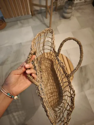 Bolso mimbre para flores de boda