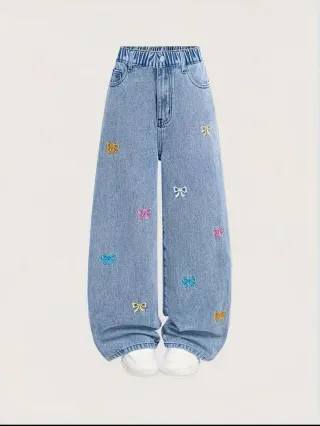 Pantalón nuevo niña talla 11/12.