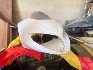 Cúpula careta frontal Trike boom Trike blanca