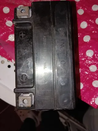 Batería pequeña de 12 voltios