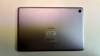 Tableta Huewei + celular