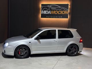 Volkswagen Golf 2003