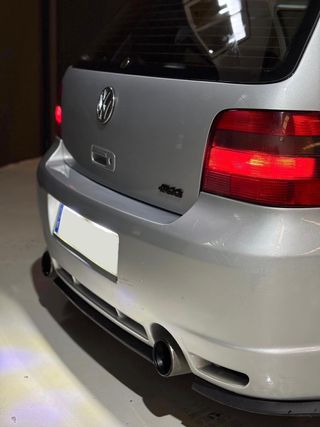 Volkswagen Golf 2003