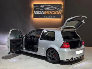 Volkswagen Golf 2003