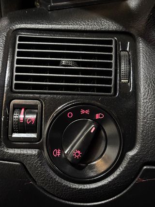 Volkswagen Golf 2003