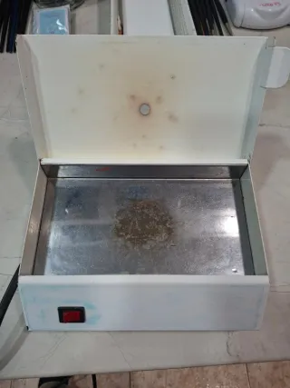 Esterelizador pequeño estética.