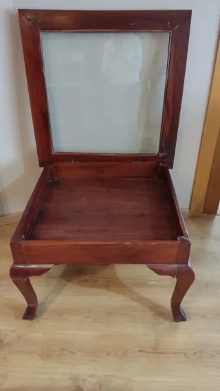 Mesa de centro madera y cristal. Venta en persona