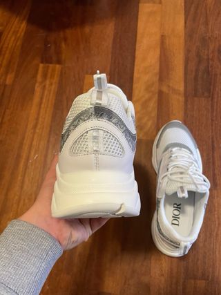 Dior B22 “White”