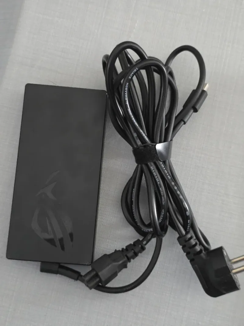 Asus ROG Zephyrus G16 GU605MV afbeelding 5
