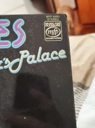 Tom Jones – Ao Vivo no Caesar's Palace edição UK