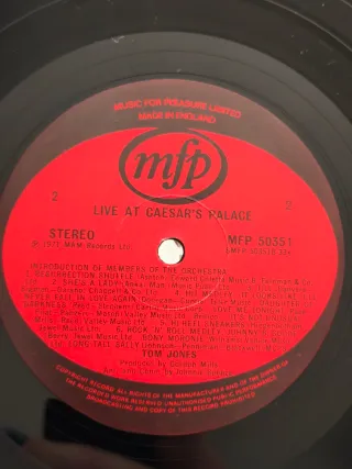 Tom Jones – Ao Vivo no Caesar's Palace edição UK