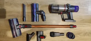 Aspirador Dyson V10 absolute