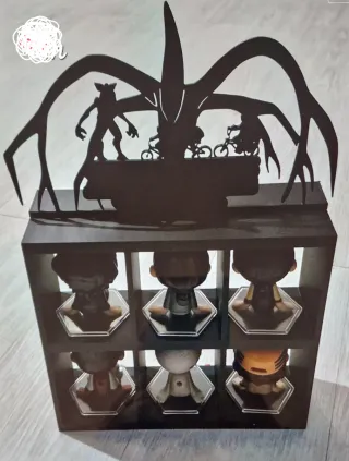 Expositor muñecos McDonald's Stranger Things