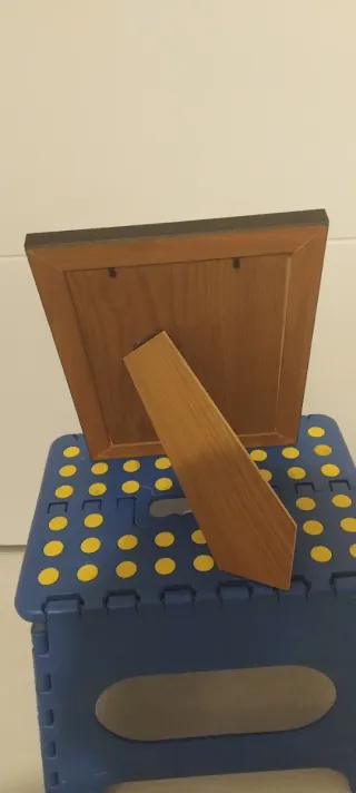 Marco para fotos rectangular en madera para posar
