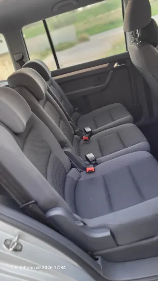 Volkswagen Touran 2012