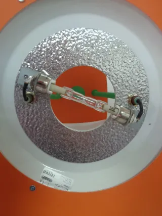 Lámpara de techo moderna de color naranja y blanco
