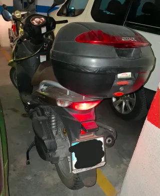 Moto 150cc SUZUKI SEEXTEN.