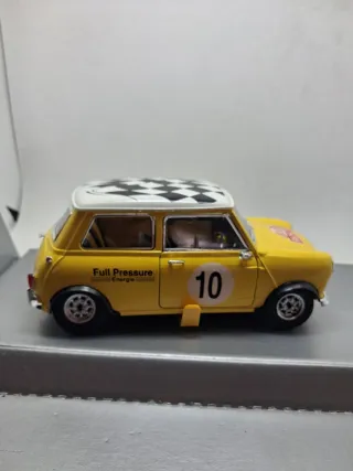 Mini Cooper Majorette Cod. 4402 scala 1:18. Nuova.